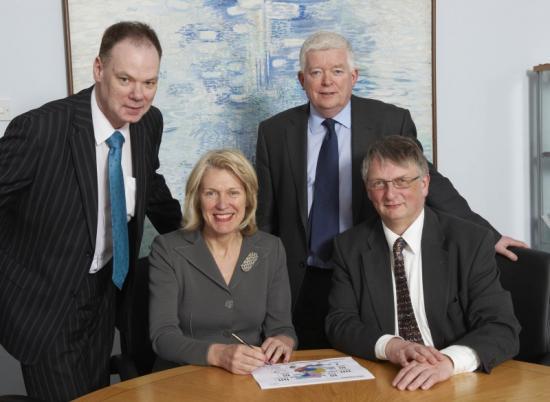 Photograph of Council Signs Major ICT Contract With Fujitsu