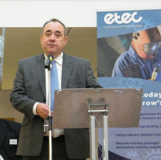 Photograph of Thurso Engineering and Research Centres Opened By First Minister