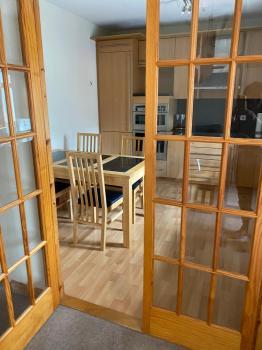 Photograph of Thurso town centre, 2 double, 1 single, apartment available